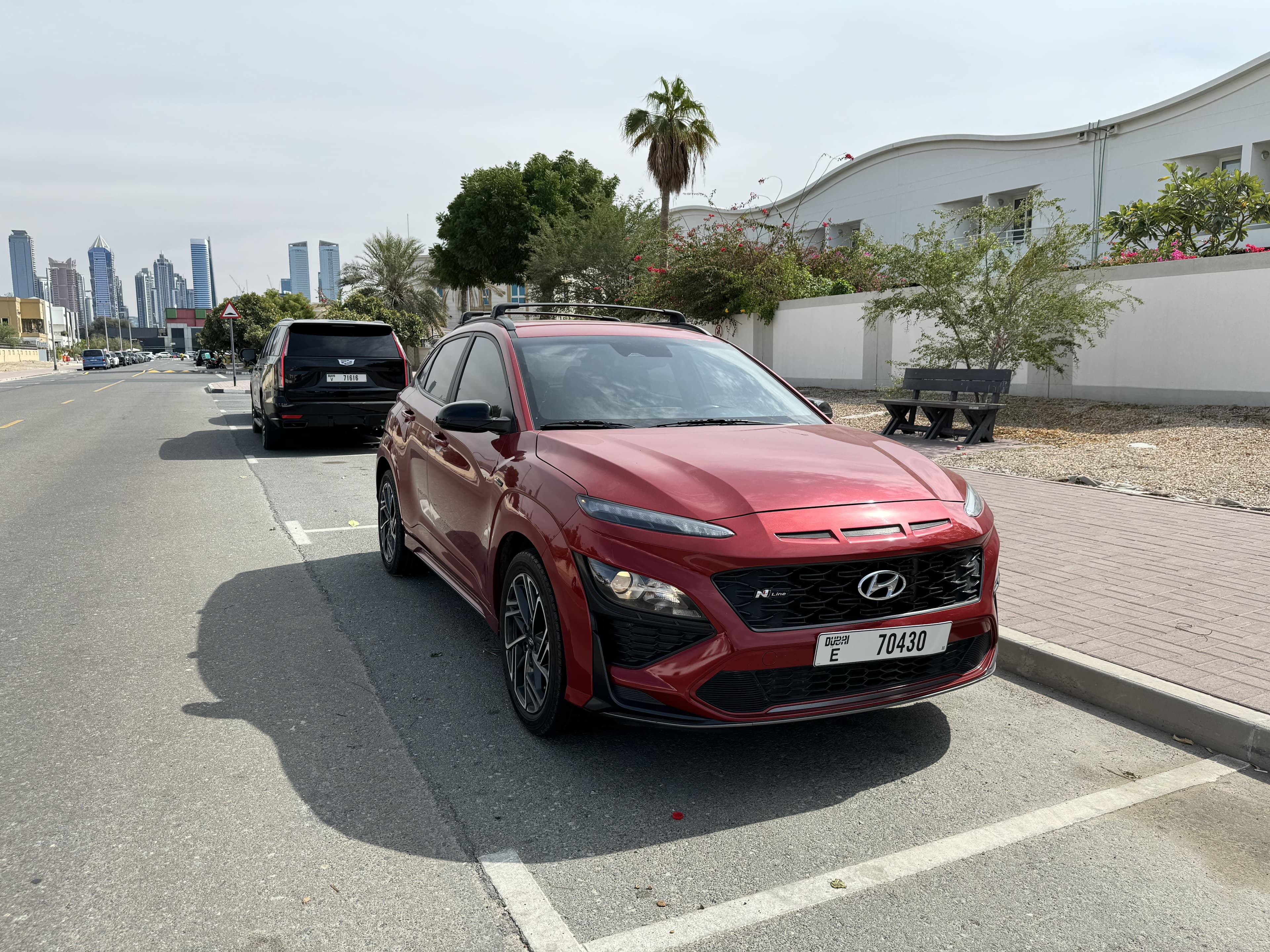 Hyundai-Kona-2022-red
